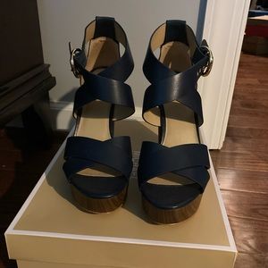 Michael Kors Leia platform Navy leather shoes